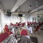 With Free Parking Hotel 3*