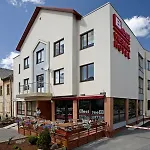 Hotel With Free Parking 3*