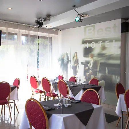 Ξενοδοχείο With Free Parking