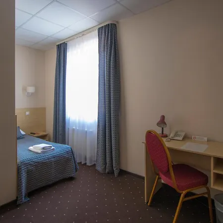 With Free Parking 3*