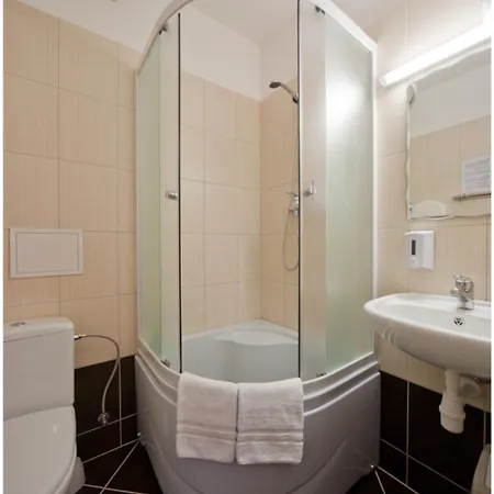 Готель With Free Parking Рига