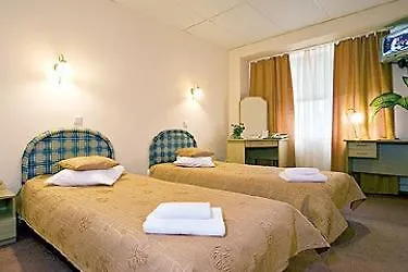 With Free Parking Hotelli 3*