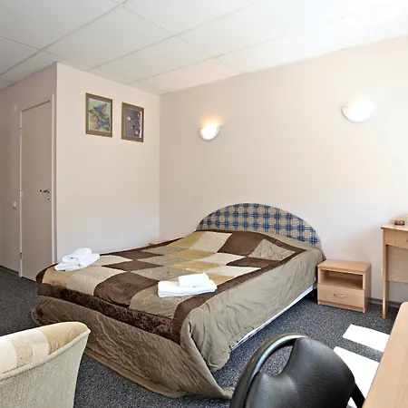 With Free Parking Hotel 3*