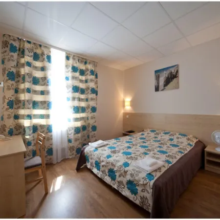 With Free Parking Hotel