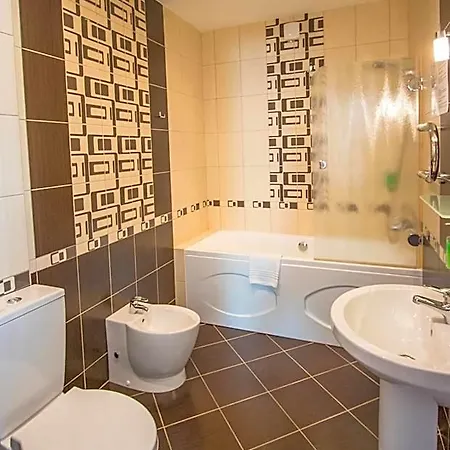 Hotel With Free Parking 3*