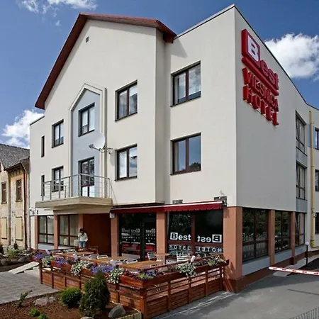 Hotel With Free Parking 3*