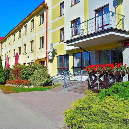 With Free Parking 3*