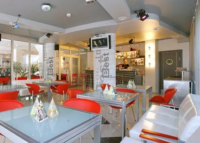 Hotel With Free Parking Riga