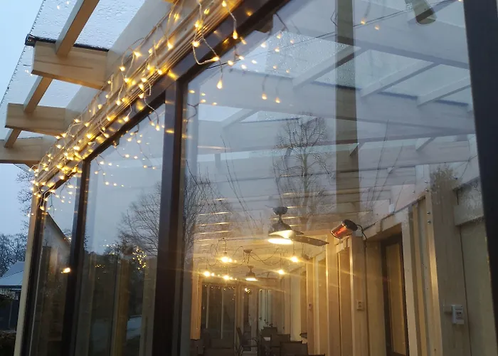 Viesnīca With Free Parking Riga