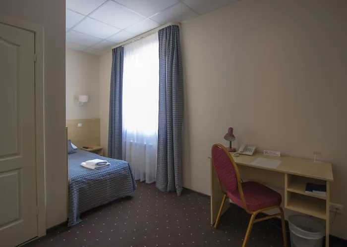 With Free Parking Viesnīca 3*