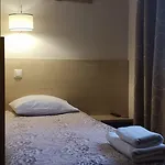With Free Parking 3*