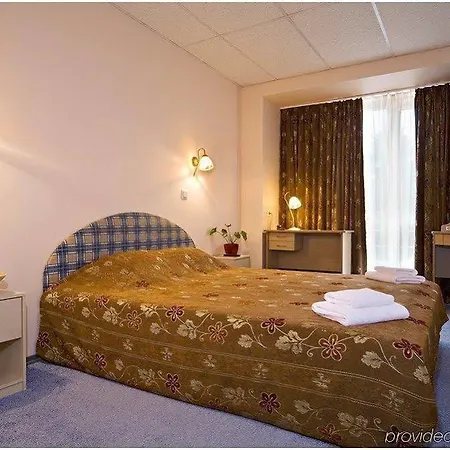 With Free Parking Hotel 3*